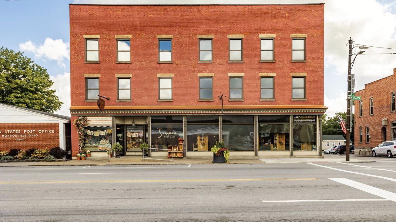 2 N Main St, Monroeville, OH 44847