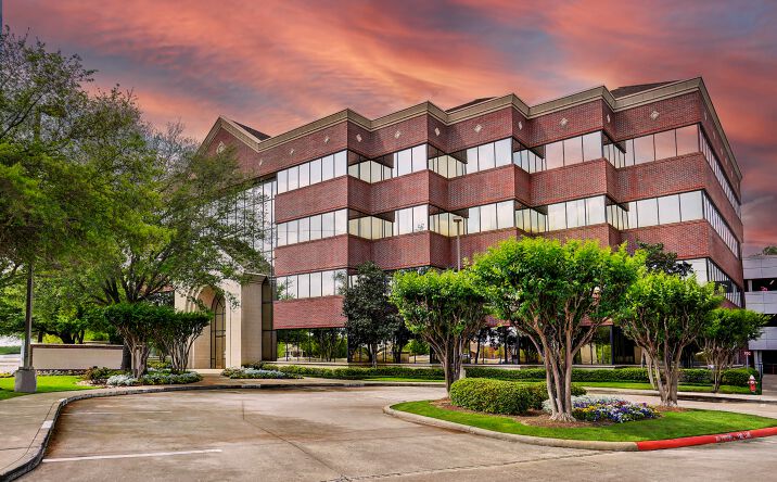 Pictures of Office property located at 14140 Southwest Freeway, Sugar Land, TX 77478 for sales - image #1
