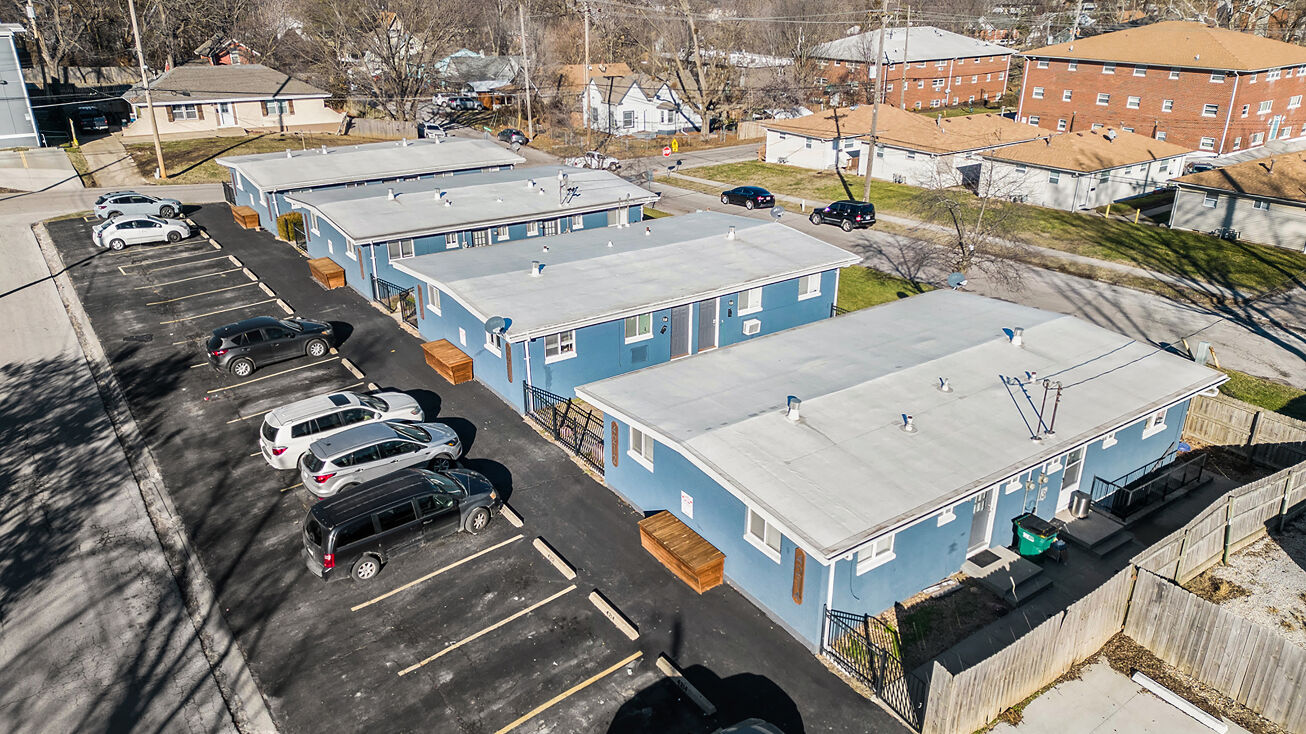 4200 Lloyd St, Kansas City, KS 66103