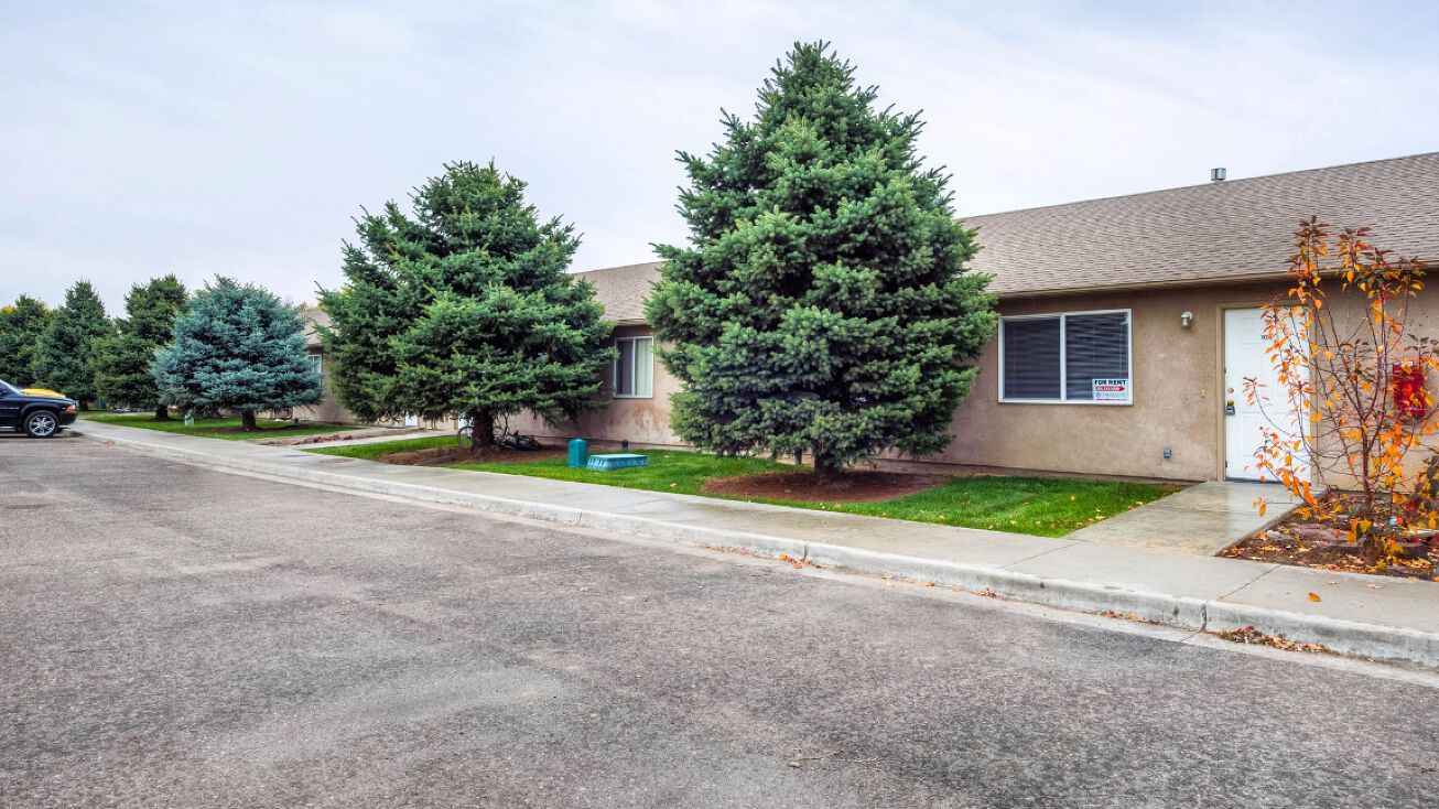 1009 E Kuna Rd, Kuna, ID 83634