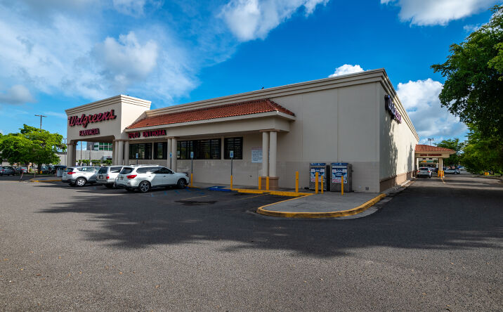 Pictures of Retail property located at 1 Calle Marginal, Guayama, PR 00784 for sales - image #1