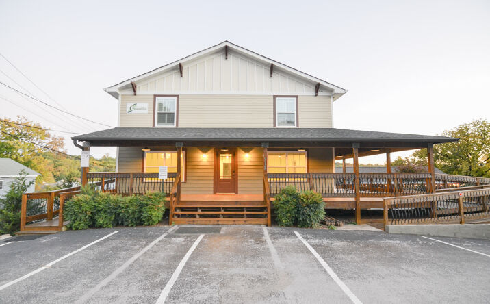 image of property at 712 MISSISSIPPI AVE Signal Mountain TN 37377-2283