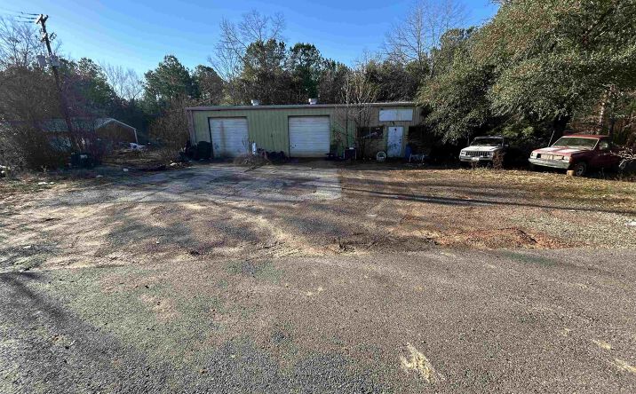 Pictures of Industrial property located at 4317 W FM 1252, Kilgore, TX 75662 for sales - image #1