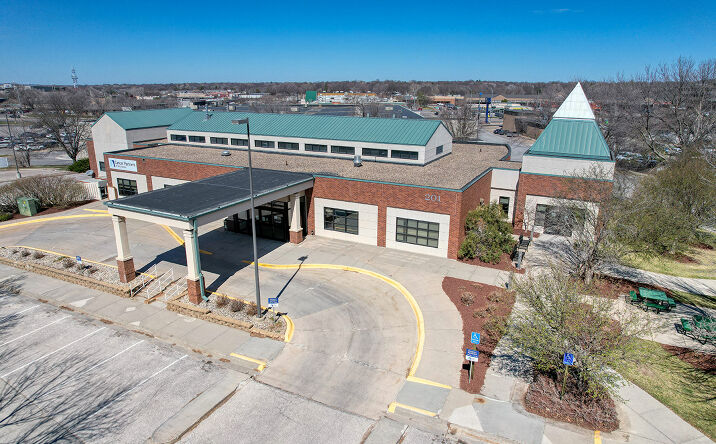 Pictures of Office property located at 201 S 68th St Pl, Lincoln, NE 68510 for sales - image #1