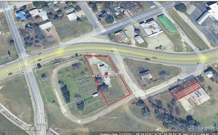 Pictures of Retail, Office, Mixed Use property located at 401 W Corpus Christi Street, Beeville, TX ,USA, Beeville, TX 78102, 401 W Corpus Christi St, Beeville, TX 78102 for sales - image #1