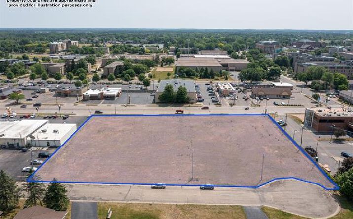 Pictures of Retail, Multifamily, Industrial, Hospitality, Mixed Use, Land property located at 532 Division Street, Stevens Point, WI 54481 for sales - image #1