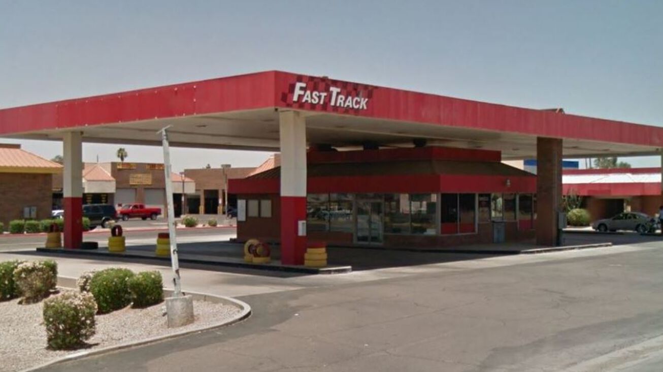 7730 W Indian School Rd, Phoenix, AZ 85033