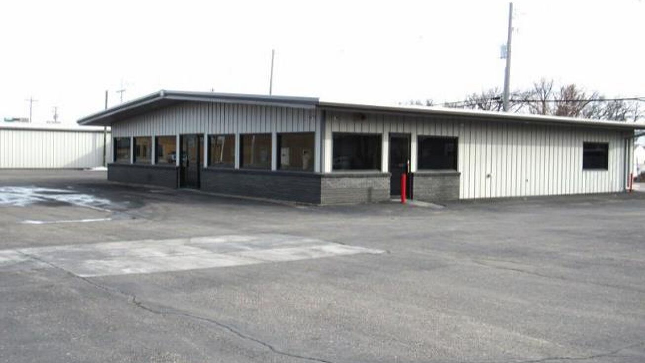 408 W 27th St, Scottsbluff, NE 69361