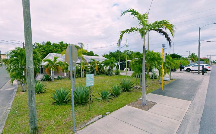 Pictures of Land property located at 400 1st St, Dania Beach, FL 33004 for sales - image #1