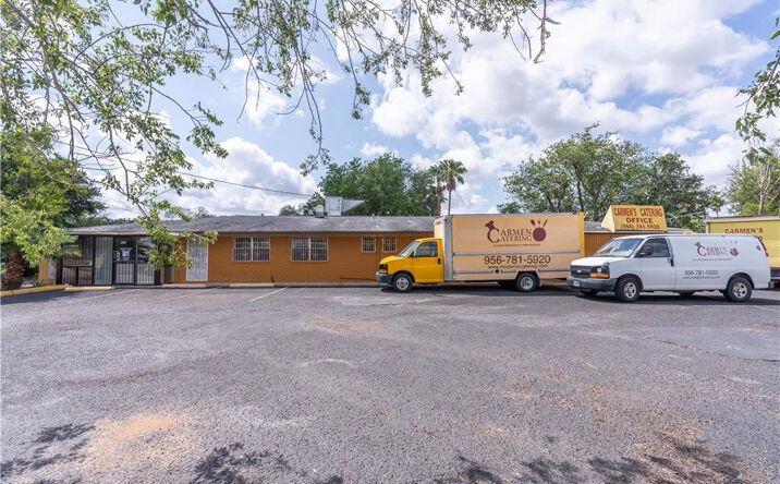 Pictures of Retail, Industrial property located at 901 S Cage Boulevard, Pharr, TX 78577 for sales - image #1
