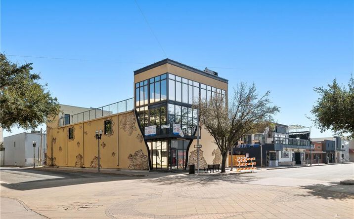 image of property at 101 S 17TH ST Mcallen TX 78501-5133