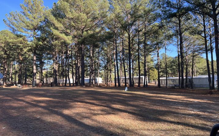 Pictures of Mobile Home Park property located at 492 Georgia Hwy 87 S, Cochran, GA 31014 for sales - image #1
