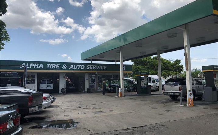 image of property at 5600 WASHINGTON ST Hollywood FL 33023-1478