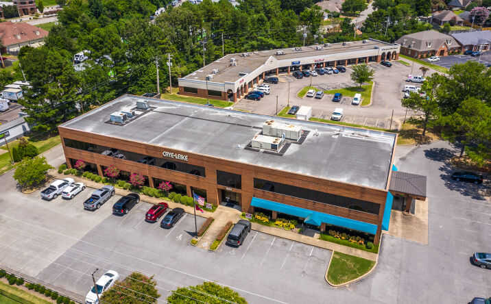 Pictures of Retail, Office property located at 894 N Germantown Pkwy, Memphis, TN 38018 for sales - image #1