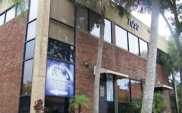 image of property at 7050 NW 4TH ST Plantation FL 33317-2200