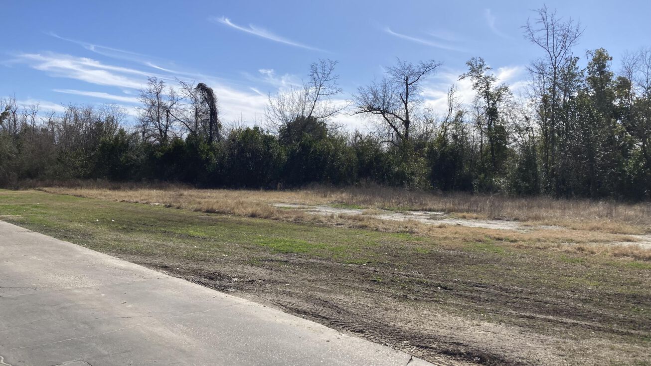 250 N Tyndall Parkway, Panama City, FL 32404