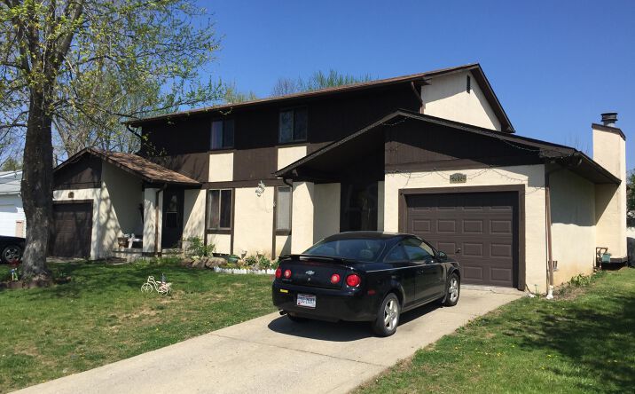 Pictures of Multifamily property located at 2128-2130 Hughey Drive, Reynoldsburg, OH 43068 for comps - image #1