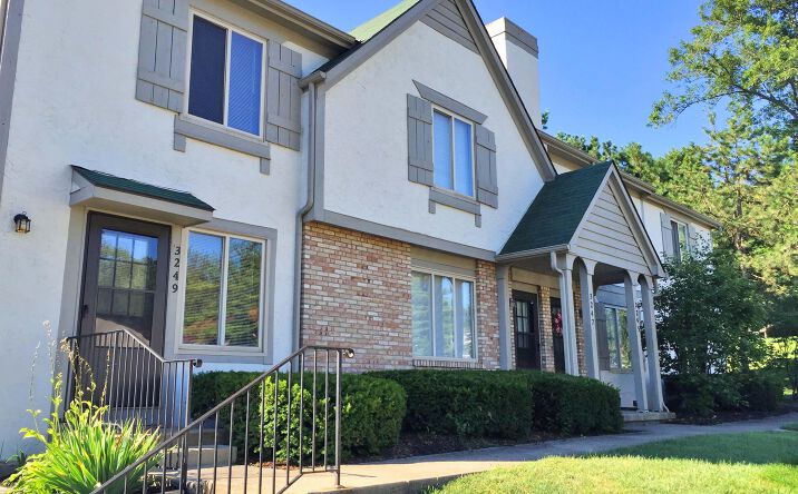 Pictures of Multifamily property located at 3243-3249 Rainier Avenue, Columbus, OH 43231 for comps - image #1