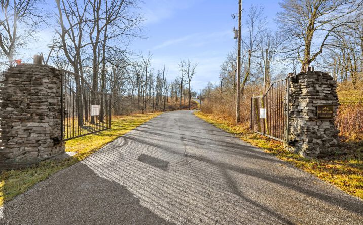Pictures of Land property located at 3482 County Road 10, Bellefontaine, OH 43311 for sales - image #1