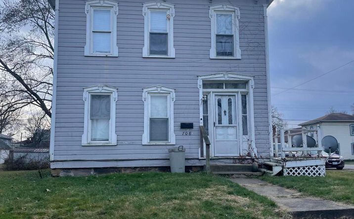 Pictures of Multifamily property located at 708 W Chestnut Street, Mount Vernon, OH 43050 for sales - image #1