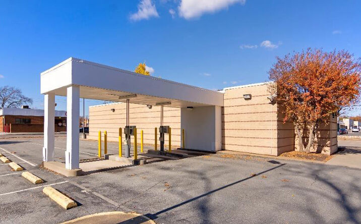 Pictures of Retail property located at 1101 Azalea Ave, Richmond, VA 23227 for sales - image #1