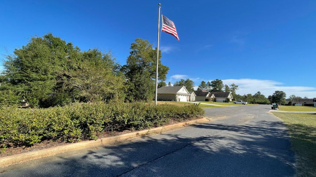 33 lots Willow Ln, Crestview, FL 32539