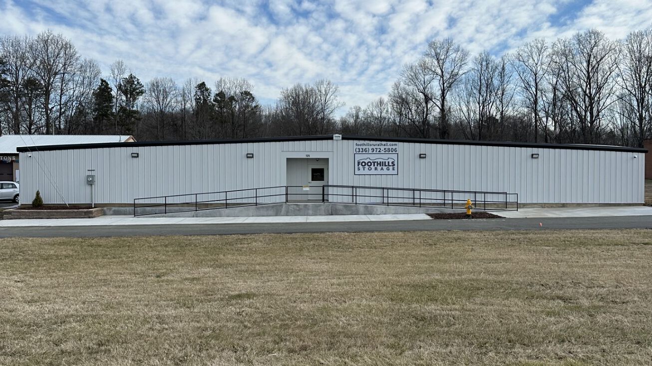 125 Harvey Kiger Ln, Rural Hall, NC 27045