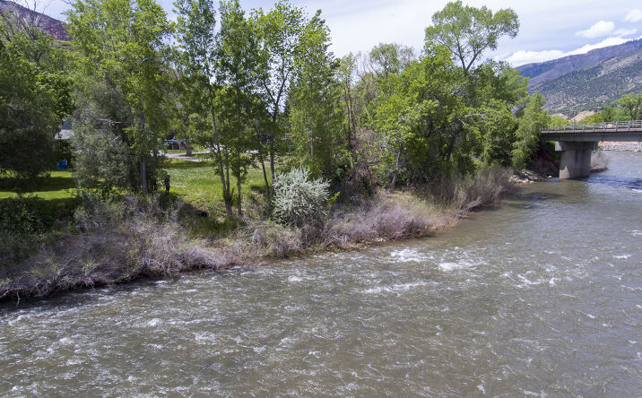 Pictures of Land property located at 602 Cowdin Dr, Glenwood Springs, CO 81601 for sales - image #1