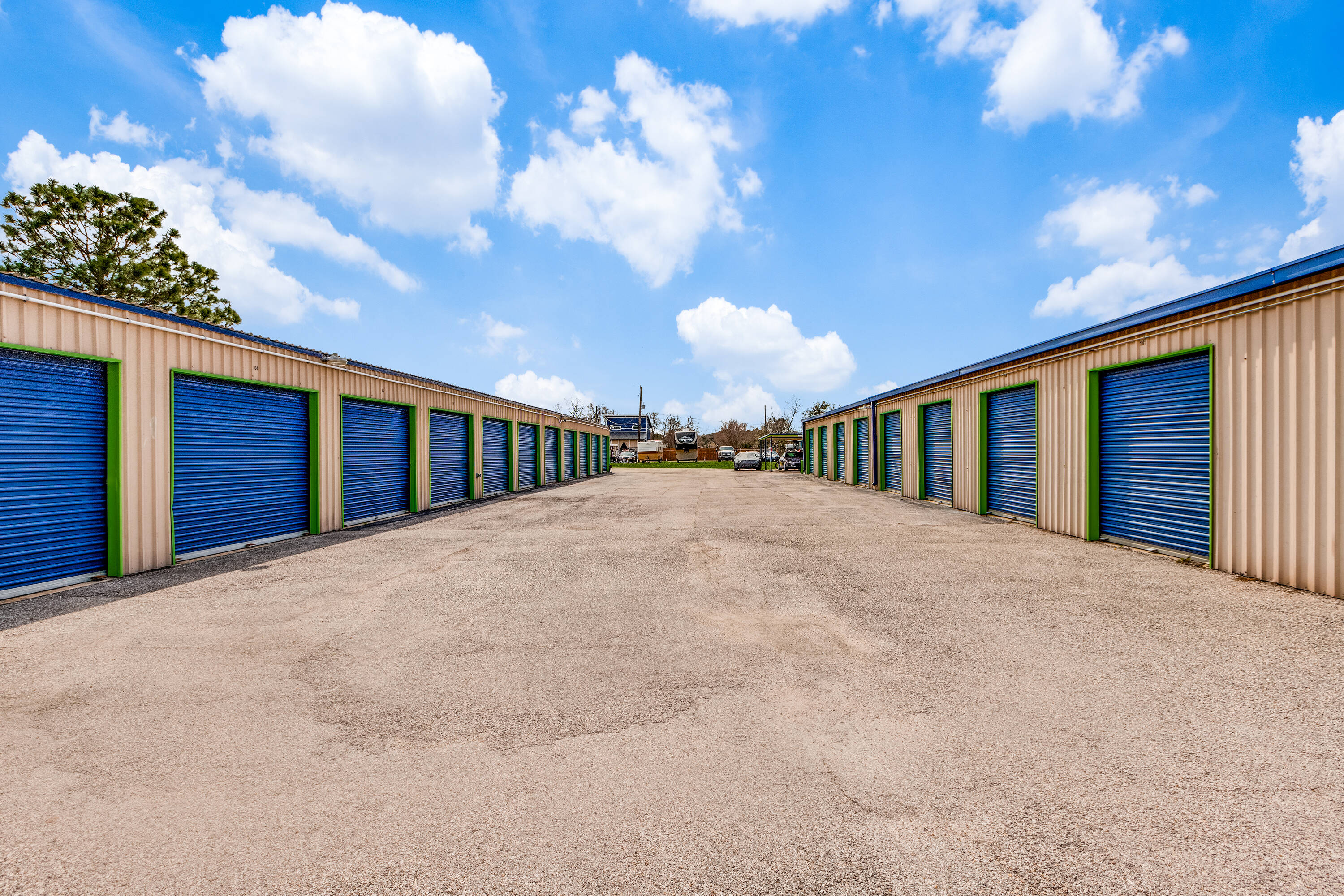 2515 Bayshore Dr