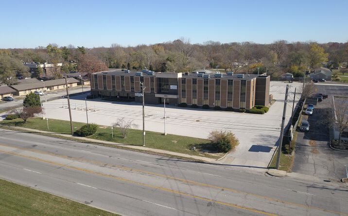 Pictures of Office property located at 1213 N Arlington Ave, Indianapolis, IN 46219 for sales - image #1