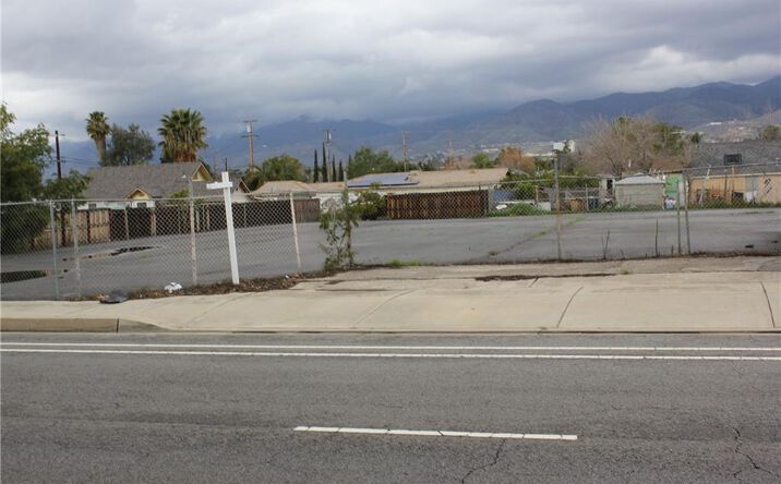 Pictures of Industrial property located at 26654 Baseline Street, Highland, CA 92346 for sales - image #1