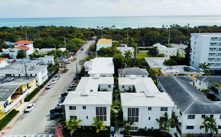 Pictures of Multifamily property located at 8035 ABBOTT AV, Miami Beach, FL 33141 for sales - image #1
