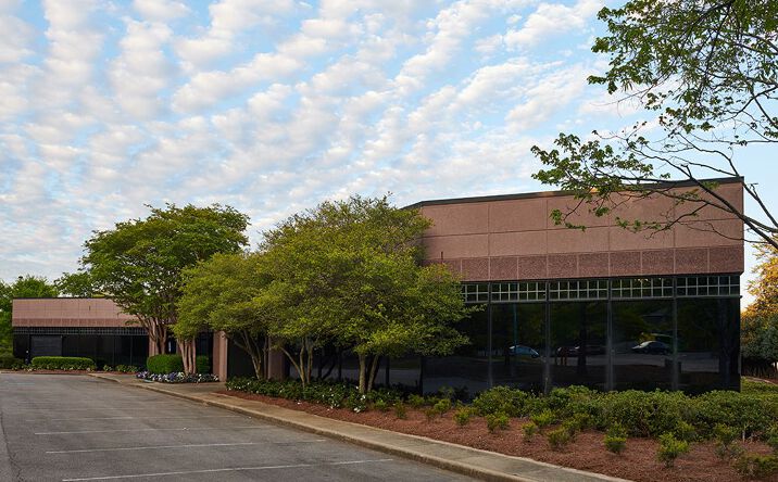 Pictures of Office, Industrial property located at 4100 Colonnade Pkwy, Birmingham, AL 35243 for sales - image #1