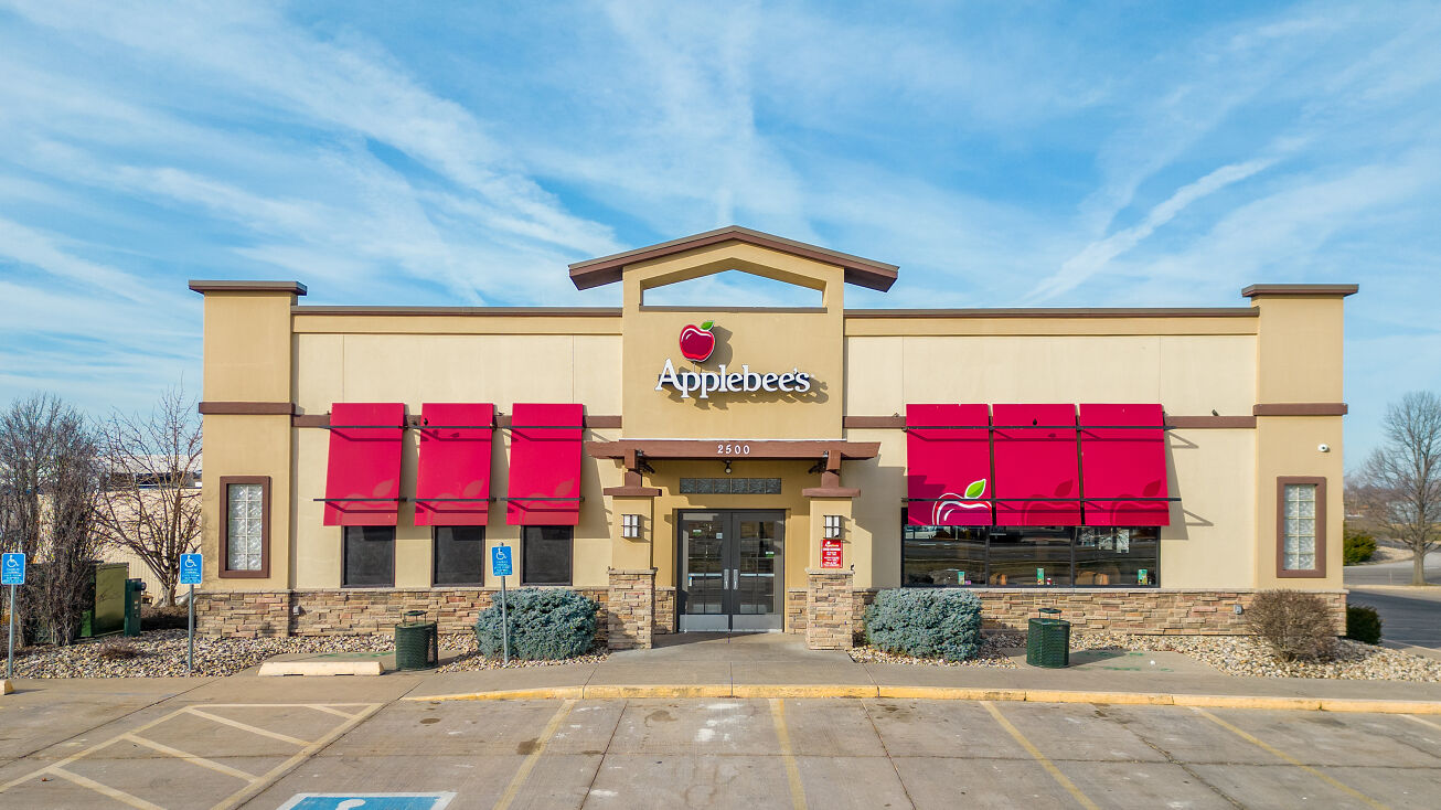 Waverly Ia Car Dealers at David Kemp blog