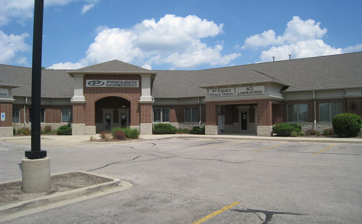 Pictures of Office property located at 1449 Merchant Dr, Algonquin, IL 60102 for sales - image #1