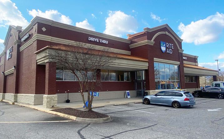 Pictures of Retail property located at 1415 Cedar Rd, Chesapeake, VA 23322 for sales - image #1