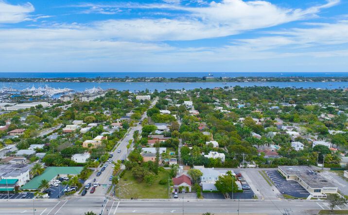 Pictures of Mixed Use property located at 3608 Broadway Avenue, West Palm Beach, FL 33407 for sales - image #1