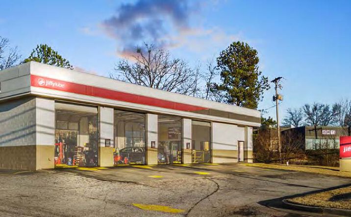 Pictures of Retail property located at 3541 Satellite Blvd, Duluth, GA 30096 for comps - image #1