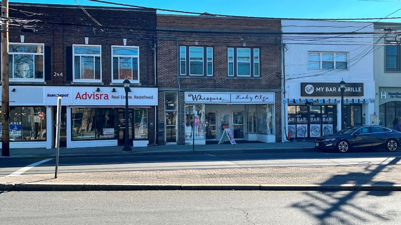 8 S Broad St, Milford, CT 06460