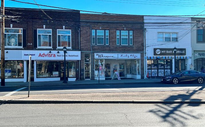 image of property at 8 BROAD ST Milford CT 06460-3350