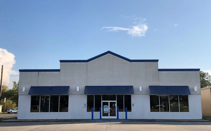 Pictures of Retail property located at 401 W Michigan St, Stuttgart, AR 72160 for sales - image #1