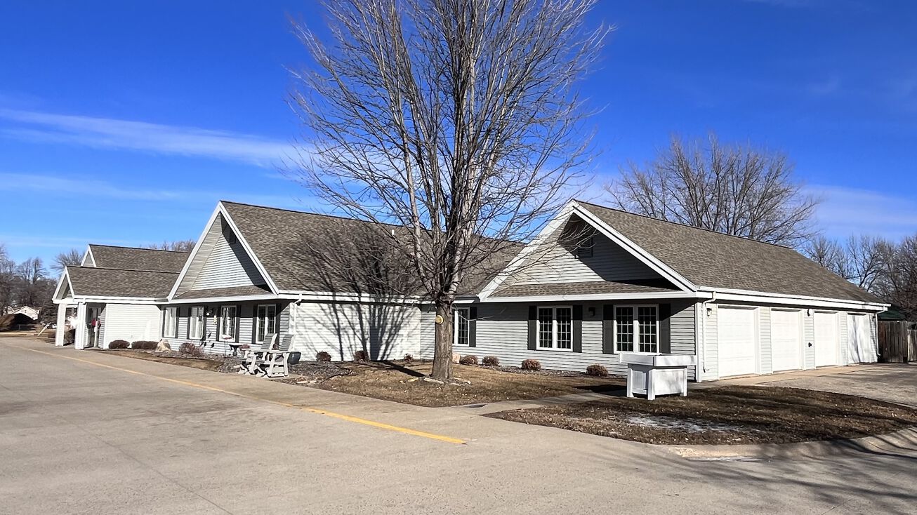 2409 Linden Ave, Slayton, MN 56172