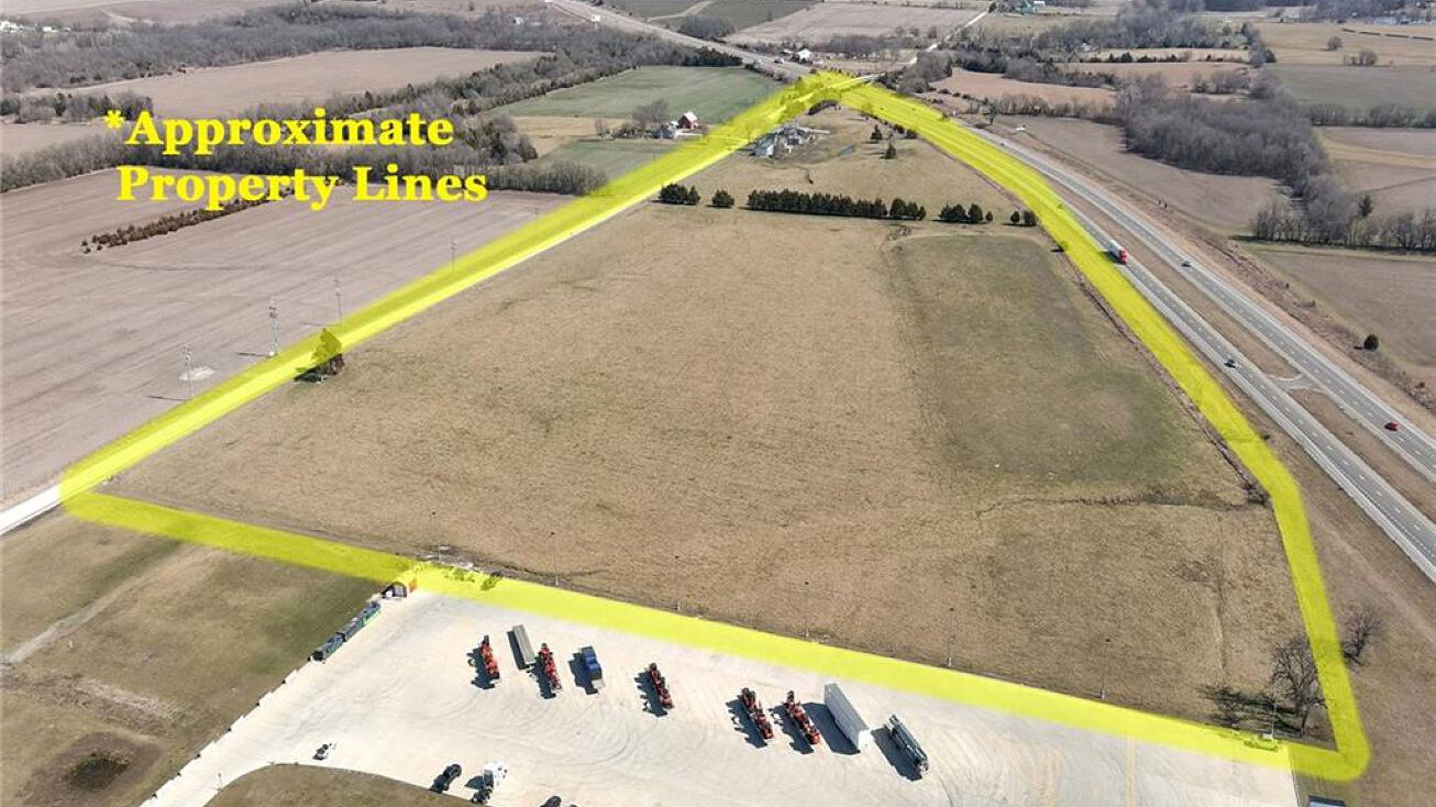 4822 Stafford Road, Wellsville, KS 66092