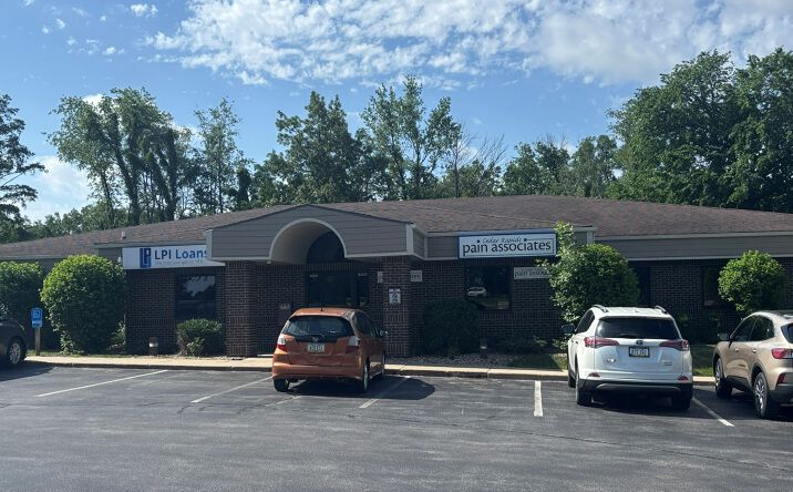 Pictures of Office property located at 4201 Glass Rd NE, Cedar Rapids, IA 52402 for sales - image #1
