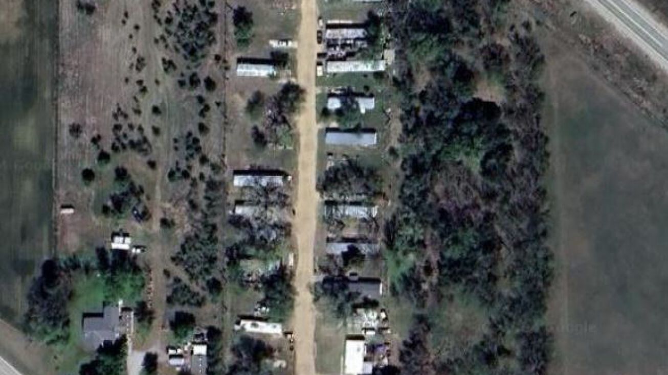 4718 W Nickerson Blvd, Hutchinson, KS 67502