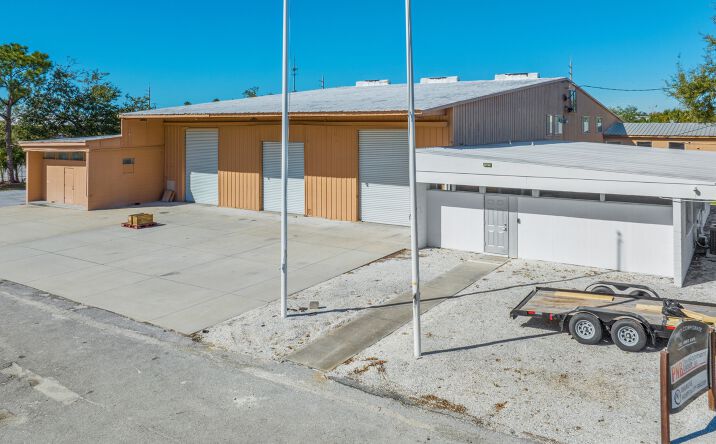 image of property at 1121 LEWIS AVE Sarasota FL 34237-2915