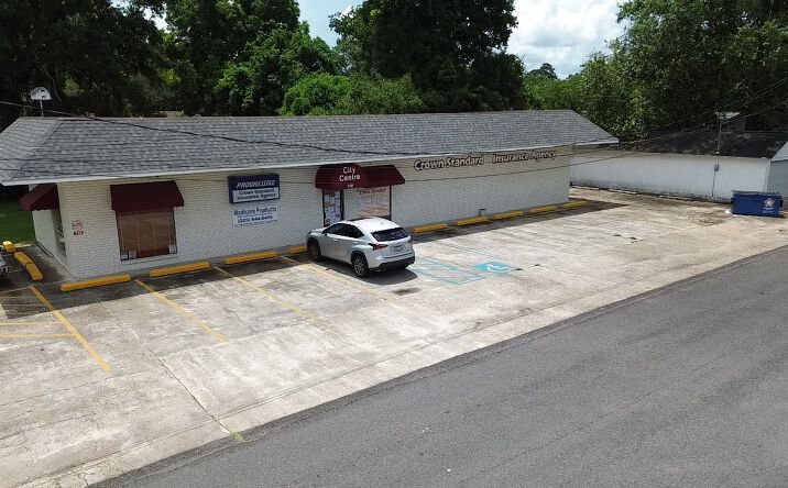 Pictures of Office property located at 720 N Alexander Ave, Gonzales, LA 70737 for sales - image #1