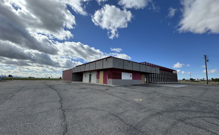 Pictures of Retail, Industrial, Mixed Use, Special Purpose property located at 1790 W Hobsonway, Blythe, CA 92225 for sales - image #1