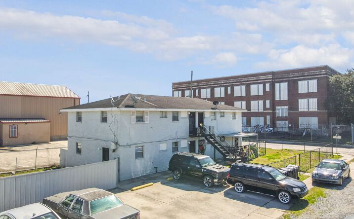 Pictures of Multifamily property located at 2201 Annette St, New Orleans, LA 70119 for sales - image #1