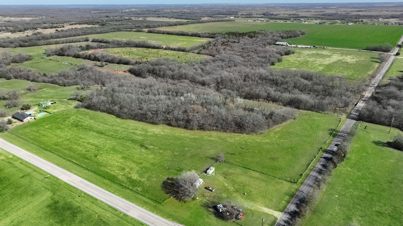 7074 FM 901, Whitesboro, TX 76273